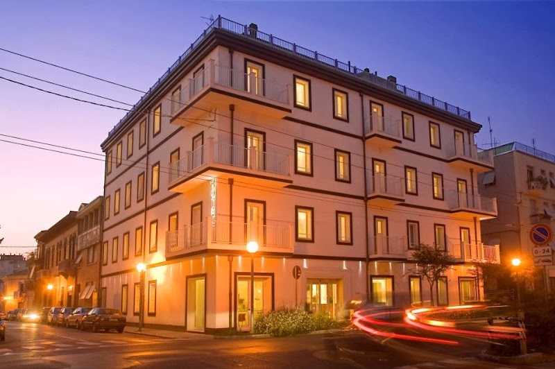 HOTEL CARD INTERNATIONAL