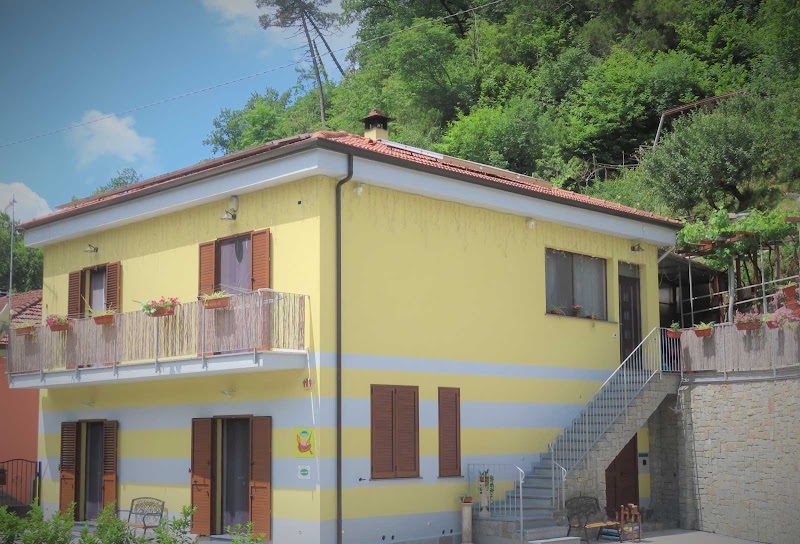 B&amp;B Amici - Bed and Breakfast La Spezia