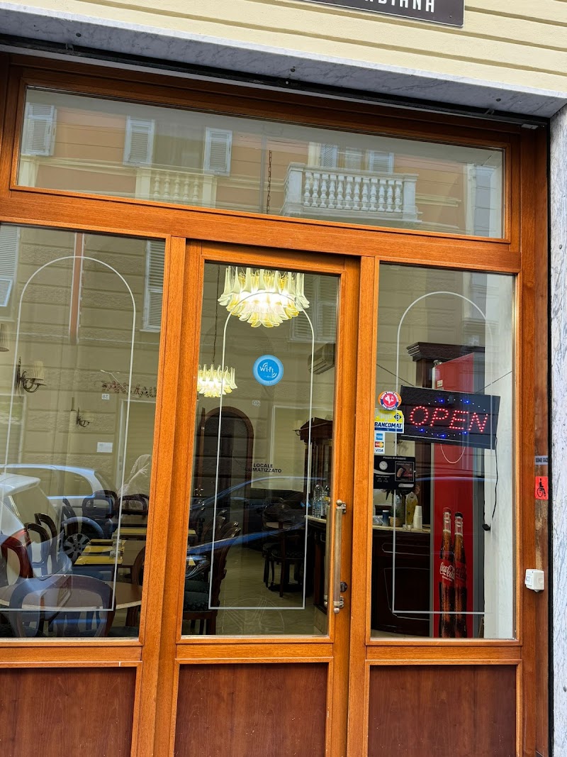 M&amp;S La Famiglia Ristorante