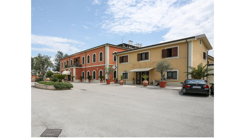 HOTEL OLIMPUS
