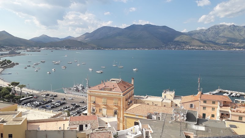 Bed and Breakfast "Il vecchio e il mare" - Gaeta