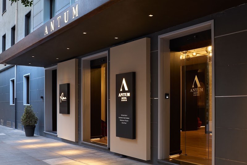 Antum Hotel