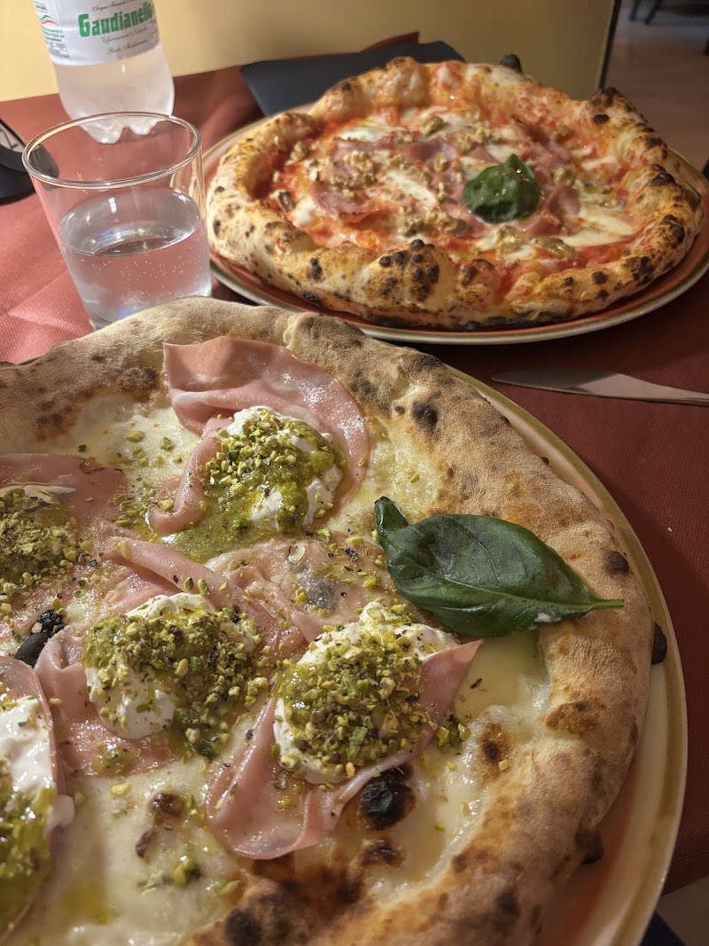 Hibiscus pizzeria Benevento