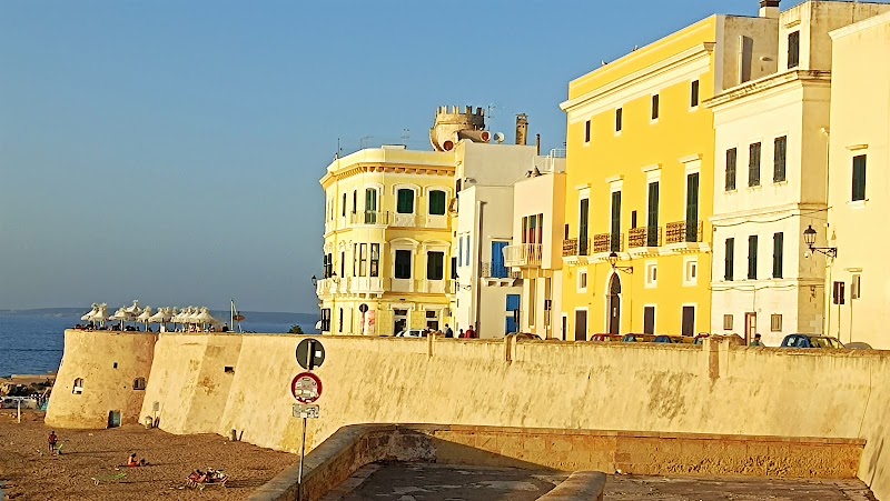 B&amp;B 100 Metri Dal Mare