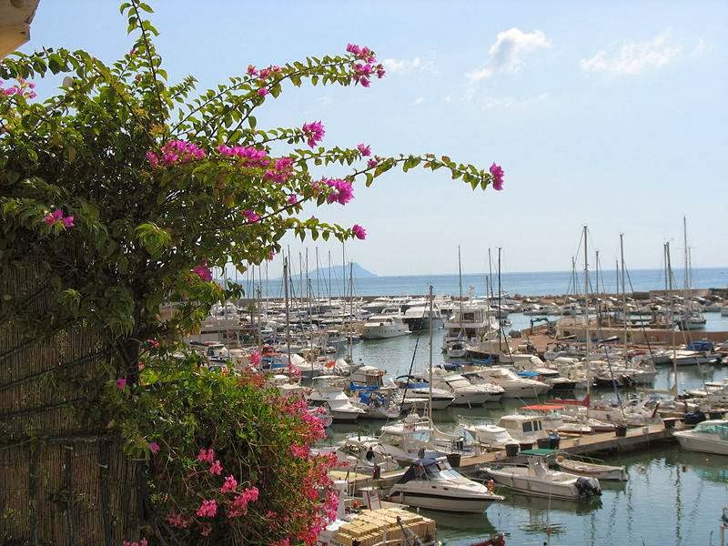 Affittacamere - BB "La Casa degli Artisti - la Casa degli Sportivi"